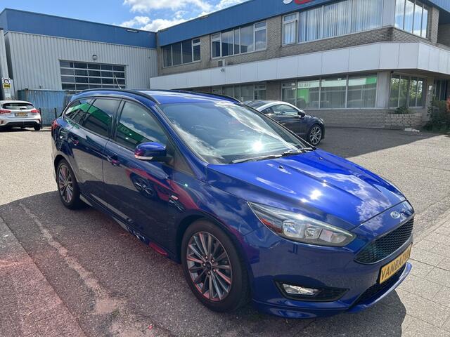 Ford FOCUS Wagon 1.0 ST-Line
