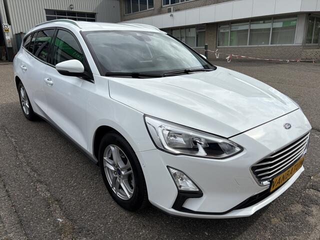 Ford FOCUS Wagon 1.0 EcoBoost Titanium Business