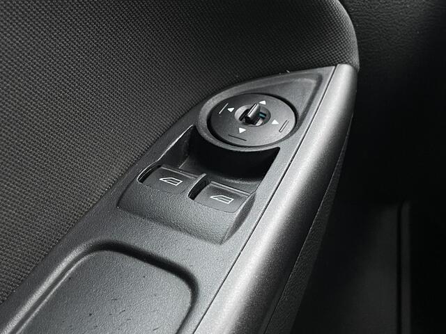 Ford FOCUS Wagon 1.0 Trend - Navigatie - Parkeersensoren - Airconditioning