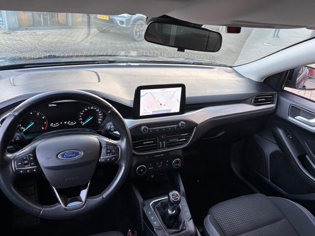 Ford FOCUS 1.0 ECOB. TR ED. BNS NAVI AIRCO CRUISE CONTROL PDC