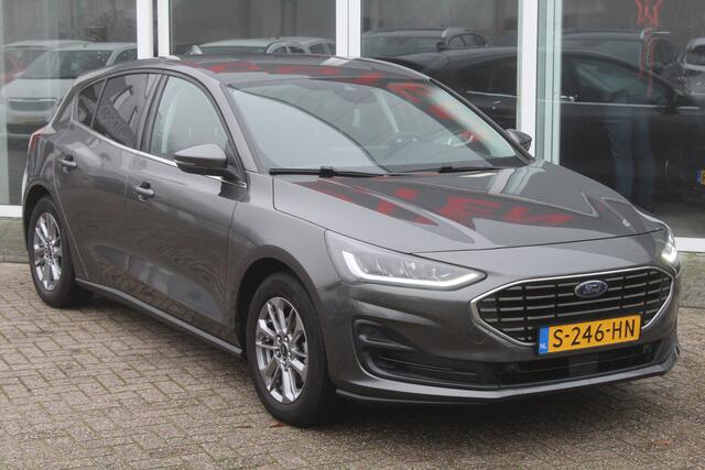 Ford FOCUS 1.0 EcoBoost Hybrid Titanium