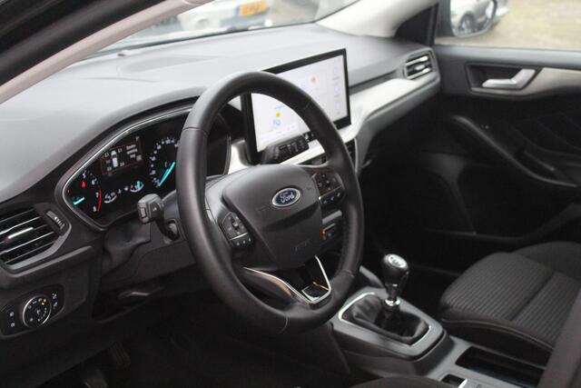 Ford FOCUS 1.0 EcoBoost Hybrid Titanium