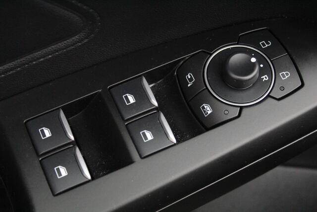 Ford FOCUS 1.0 EcoBoost Hybrid Titanium