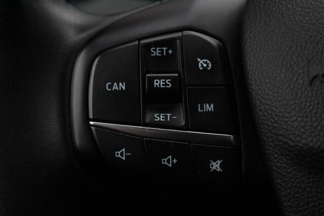 Ford FOCUS 1.0 EcoBoost Hybrid Titanium