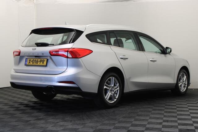 Ford FOCUS Wagon 1.0 EcoBoost Active Business |Stoelverwarming|camera|navi