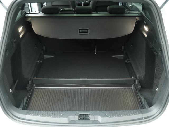 Ford FOCUS Wagon ST-Line X EcoBoost Hybrid 155 pk | Pano | Trekhaak | Adapt. cruise | Winter Pack | B&O | Keyless |