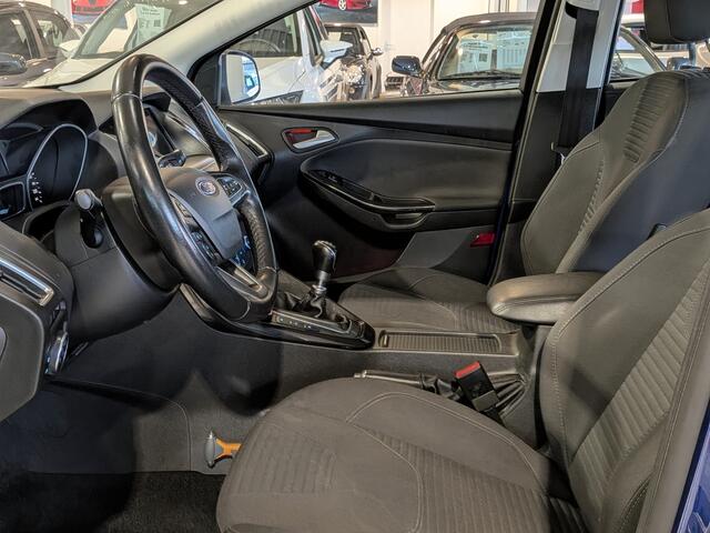 Ford FOCUS Wagon 1.0 Titanium Airco, Cruise Control, Trekhaak, Stuurbekrachtiging