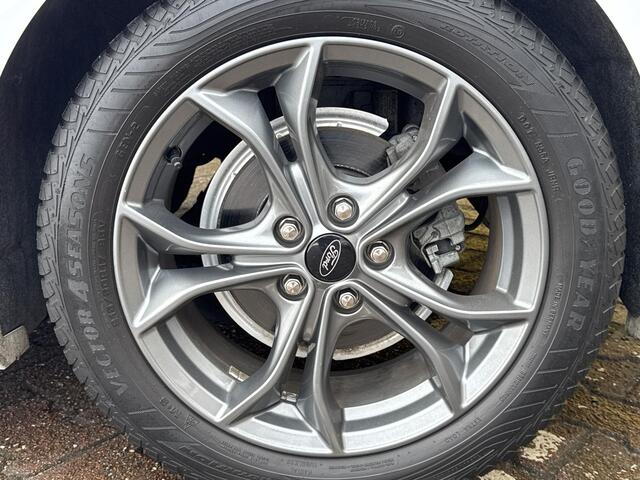 Ford FOCUS 1.5 EcoBoost ST Line Business Incl 12 maanden BOVAG garantie