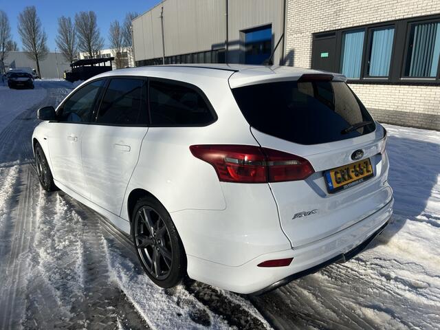 Ford FOCUS Wagon 1.5 ST-Line 182PK 18INCH SPORTST KEY-LESS
