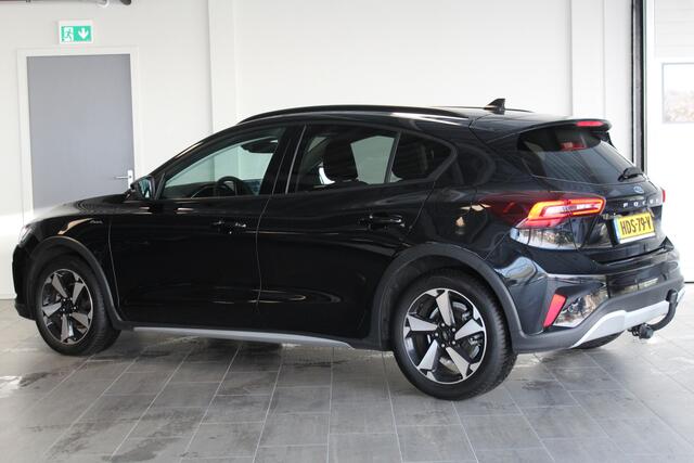 Ford FOCUS 1.0-155pk EcoBoost Mild-Hybrid Active X AUTOMAAT ! In nieuwstaat ! Slechts 6.250km ! Autm. airco dual, stoel-, stuur- en voorraamverw., navigatie, telefoonvoorb., LED verl., camera, parkeersensoren v+a, cruise control, trekhaak etc.