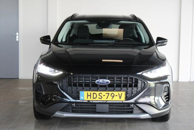 Ford FOCUS 1.0-155pk EcoBoost Mild-Hybrid Active X AUTOMAAT ! In nieuwstaat ! Slechts 6.250km ! Autm. airco dual, stoel-, stuur- en voorraamverw., navigatie, telefoonvoorb., LED verl., camera, parkeersensoren v+a, cruise control, trekhaak etc.