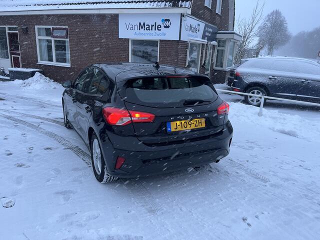 Ford FOCUS 1.0 EcoBoost Hybrid Trend Edition Business CAMERA CRUISE CARPLAY