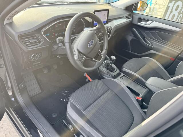 Ford FOCUS Wagon 1.0 EB Edition Business | AIRCO | NAVIGATIE | CRUISE CONTROL | PARKEERSENSOREN |