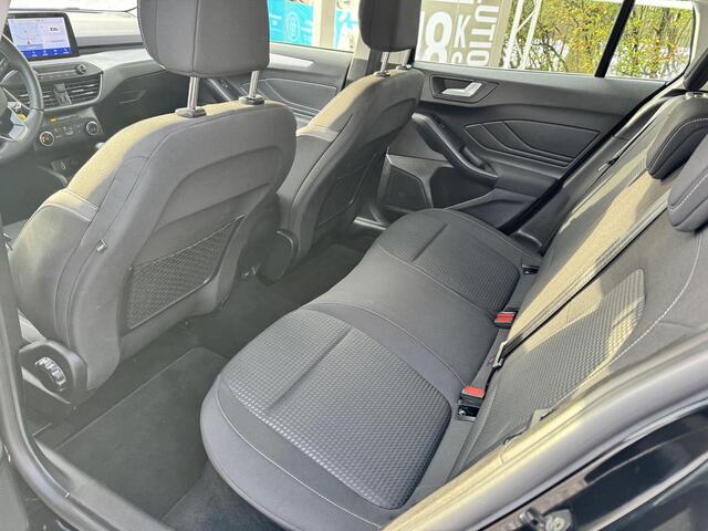 Ford FOCUS Wagon 1.0 EB Edition Business | AIRCO | NAVIGATIE | CRUISE CONTROL | PARKEERSENSOREN |