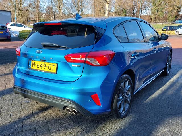 Ford FOCUS 1.0 EcoBoost 125pk Hybrid ST Line X Business | Navi | Apple Carplay | B&O Sound | Clima | Adap.Cruise | Keyless Entry | Led Koplampen | Pdc V+A+Camera | Privacy Glass | 17''lm