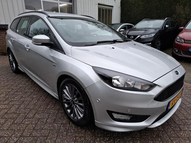 Ford FOCUS Wagon 1.0 ST-Line CLIMAT/CRUISE/NAVI/PDC/TREKHAAK/LED 125PK