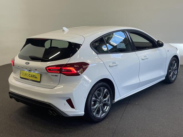 Ford FOCUS 1.0 Focus 125 PK HB ST-Line Automaat Navigatie Climate control cruise control Carplay LM velgen Parkeersensoren Led Matrix koplampen