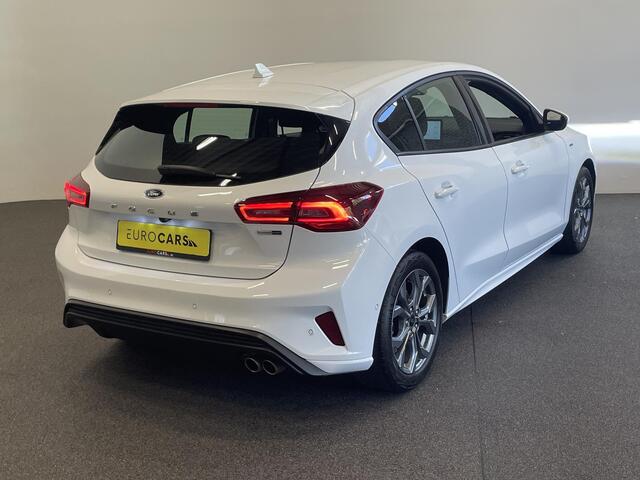 Ford FOCUS 1.0 Focus 125 PK HB ST-Line Automaat Navigatie Climate control cruise control Carplay LM velgen Parkeersensoren Led Matrix koplampen
