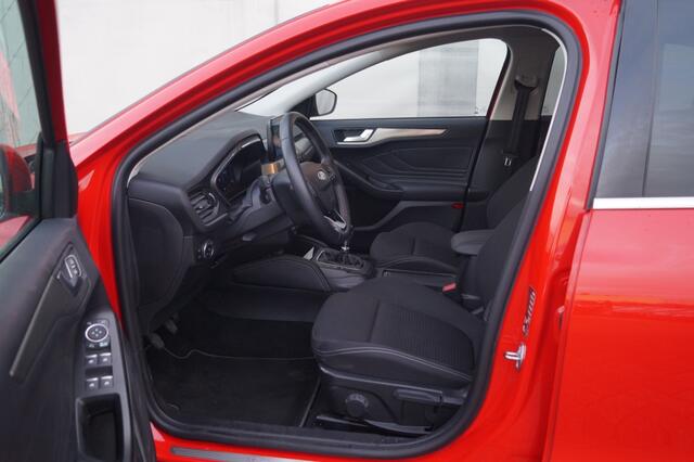 Ford FOCUS 1.0 EcoBoost Hybrid Titanium X-Business -NAVI-PDC-