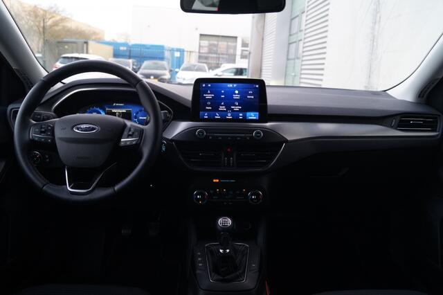 Ford FOCUS 1.0 EcoBoost Hybrid Titanium X-Business -NAVI-PDC-