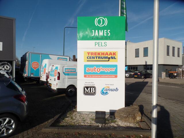 Ford FOCUS Wagon 1.0 EcoBoost Hybrid ST Line X Business 155pk!!, Full options, Navigatie, Clima controle, Cruise controle, Achteruitrijcamera, Elek achterklep, Panorama dak, Xenon, Lm velgen 18'', Pdc, Trekhaak zwenkbaar, Nederlandse auto!! Bovag afleverpakket 695,-