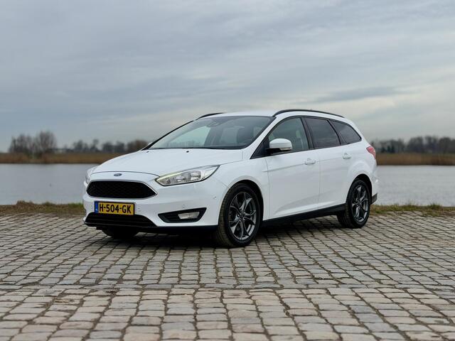 Ford FOCUS Wagon 1.5 Titanium|17"LM|Stoel/Stuur Verwarming