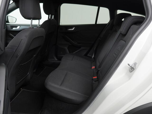 Ford FOCUS Wagon EcoBoost 150pk Active X Business | Elek. Trekhaak | Winter Pack | Elek. a Klep | B&O | Camera | All-Seasons | 1e eigenaar |