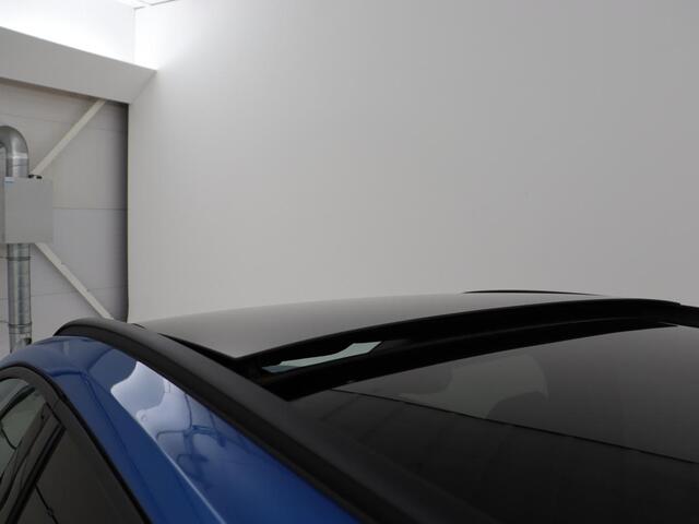 Ford FOCUS 1.0 EcoBoost ST Line | Panoramadak | Camera | Carplay | Navigatie | Full LED | Climate control | Keyless | Cruise control | Bluetooth | Parkeerhulp