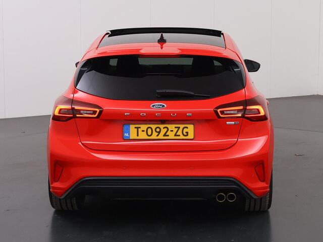 Ford FOCUS 1.0 EcoBoost Hybrid ST Line X | Panoramadak | Winterpakket | Head-Up | Cruise Control Adaptief | B&O |