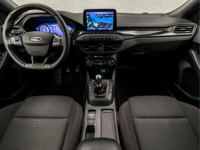Ford FOCUS 1.0 EcoBoost Hybrid ST Line X (VIRTUAL COCKPIT, APPLE CARPLAY, GROOT NAVI, CLIMATE, CAMERA, SPORTSTOELEN, KEYLESS, MODE KNOP, TREKHAAK, NIEUWSTAAT)