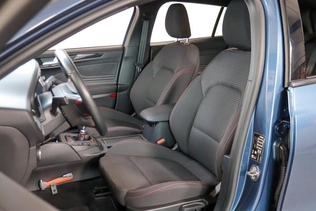 Ford FOCUS Wagon 1.0 EcoBoost ST-Line Business Camera, DAB, Cruise Control, Navigatie