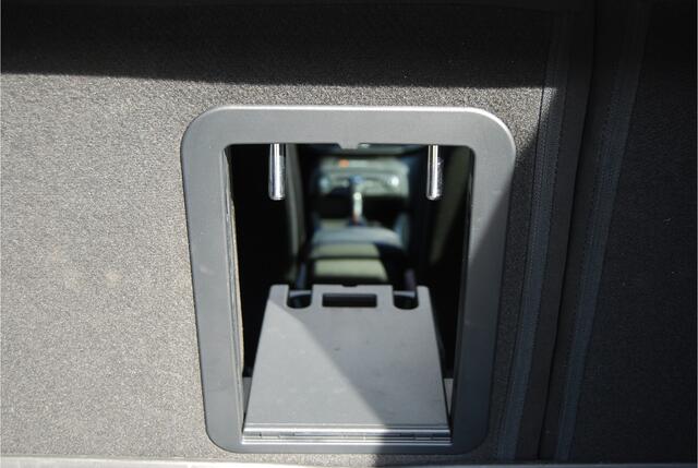 Ford FOCUS Wagon 1.0 EcoBoost Hybrid 155pk ST Line X Automaat | PANO.DAK | ADAPTIEF CRUISE | AGR SPORTSTOEL | WINTERPACK | CAMERA |