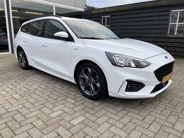 Ford FOCUS Wagon 1.5 EcoBlue ST Line Business Elec trekhaak / Clima / Led / Carplay
