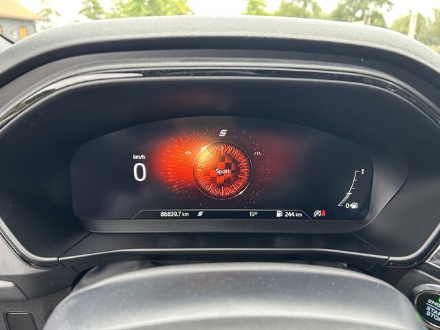 Ford FOCUS Wagon 1.0 EcoBoost Hybrid ST Line X Business Clima Camera Pdc App Navi Trekhaak