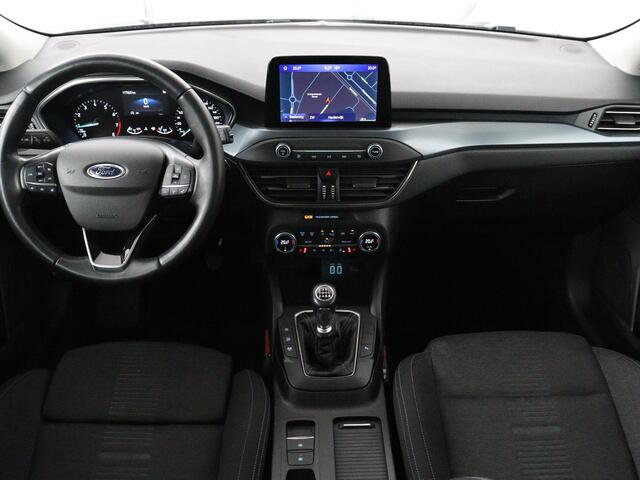 Ford FOCUS 1.0 EcoBoost Hybrid Active Business | Panoramadak | Stoelverwarming | Trekhaak | Comfortstoelen | Camera | Carplay | Keyless | Full LED | Navigatie
