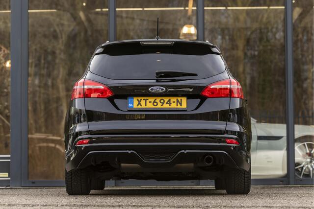 Ford FOCUS Wagon 1.5 ST-Line 182