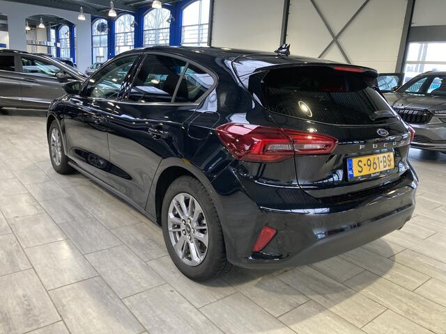 Ford FOCUS EcoBoost Hybrid 125 pk Titanium | Groot scherm I Sync 4 I Climate I Navi I Cruise | Apple Carplay draadloos