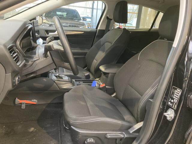 Ford FOCUS EcoBoost Hybrid 125 pk Titanium | Groot scherm I Sync 4 I Climate I Navi I Cruise | Apple Carplay draadloos