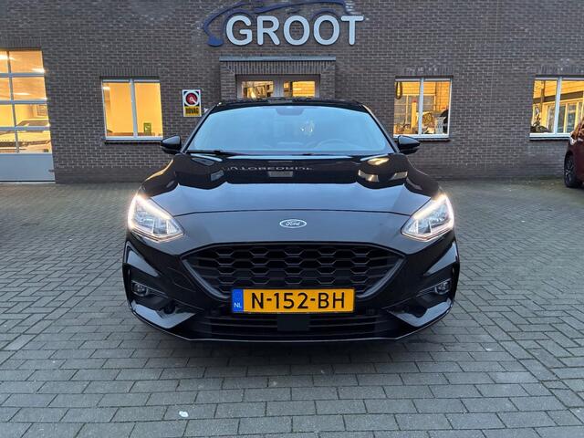 Ford FOCUS 1.0 ECOB. ST Line! CAMERA/CARPLAY/CRUISE