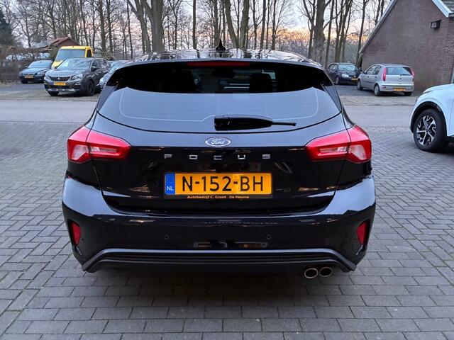 Ford FOCUS 1.0 ECOB. ST Line! CAMERA/CARPLAY/CRUISE