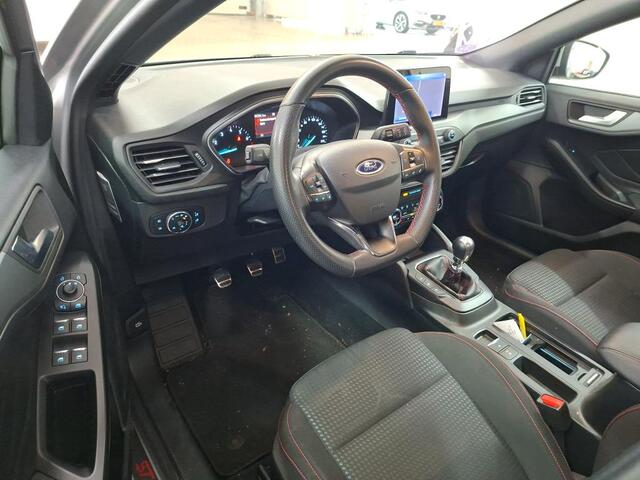 Ford FOCUS Wagon 1.0 EcoBoost 125pk Hybrid ST Line Style / Navigatie / Stoelverwarming / Camera