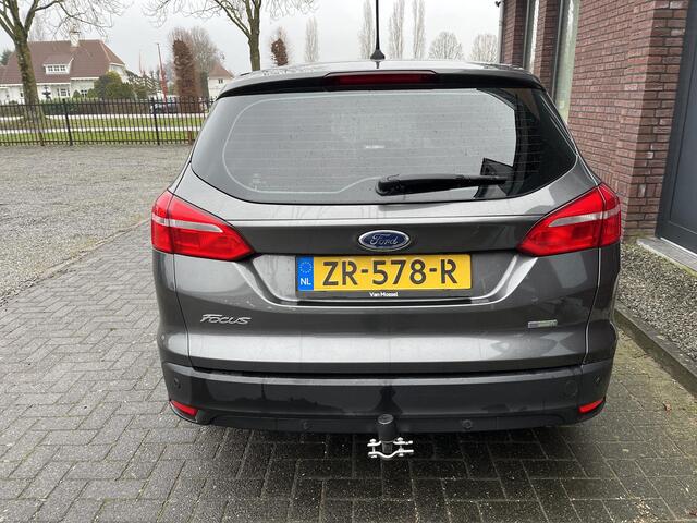 Ford FOCUS Wagon 1.0 Lease Edition NAV | CRUISE CONTROL | TREKHAAK | Ap­ple Car­Play & An­droid Auto | PDC A.