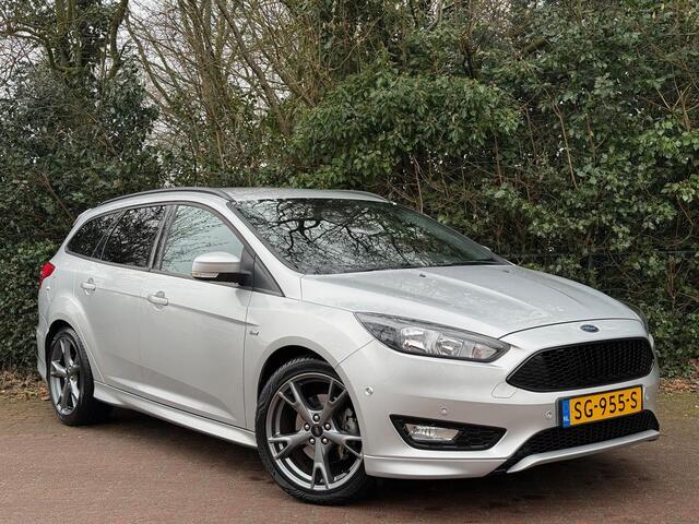 Ford FOCUS Wagon 1.5 ST-Line/NAVI/AIRCO/THAAK/PARKASS/PDC/ACARPLAY