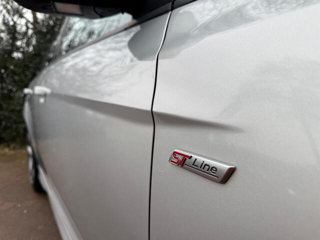 Ford FOCUS Wagon 1.5 ST-Line/NAVI/AIRCO/THAAK/PARKASS/PDC/ACARPLAY