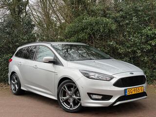 ford-focus-wagon-1.5-st-line-navi-a