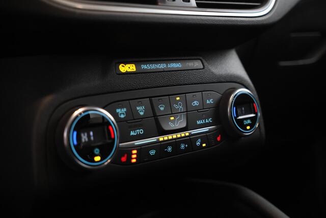 Ford FOCUS Wagon 1.5 EcoBlue Vingale Panorama, Leer, Xenon, Climate, Trekhaak