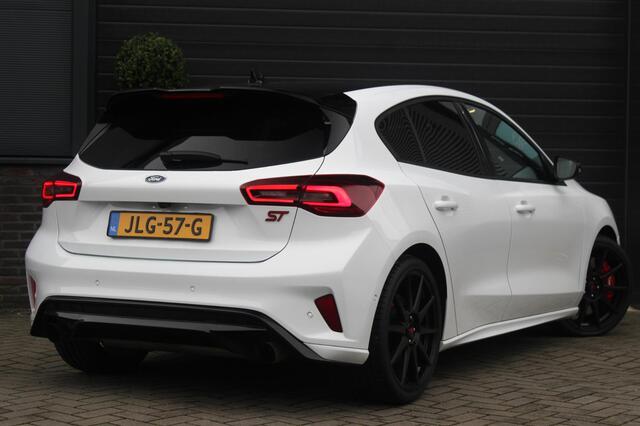 Ford FOCUS 2.3 EcoBoost ST-X | Track Pack | Winterpack | Driver ass. | Full Options