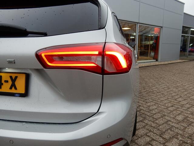 Ford FOCUS Wagon 125PK EcoBoost Titanium Business | Full LED | Camera | B&O | Blind spot | Head up | Winter pack |