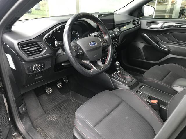 Ford FOCUS Wagon 1.0 EcoBoost ST Line Business | Rijklaar incl garantie | Trekhaak Parkeersensoren voor Navigatie Keyless