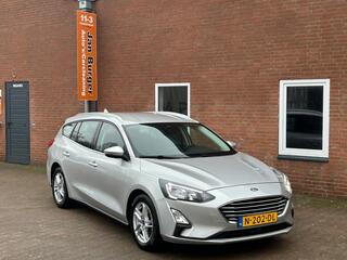 ford-focus-1.o-ecoboost-hybrid-tren